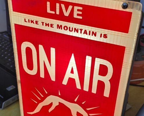 live like the moutain is ON AIR